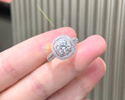 Elegant 3 Carat Round Diamond Ring with Band – D-E Color, VS1-VVS2 Clarity