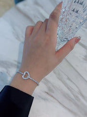 14K White Gold Four-Prong Heart Design Tennis Bracelet – D–E Color, VS1–VVS2