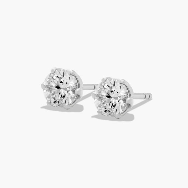 Scallop Basket Lab-Grown Diamond Stud Earrings in 14K White or Yellow Gold – D–E Color, VS1–VVS2 Clarity