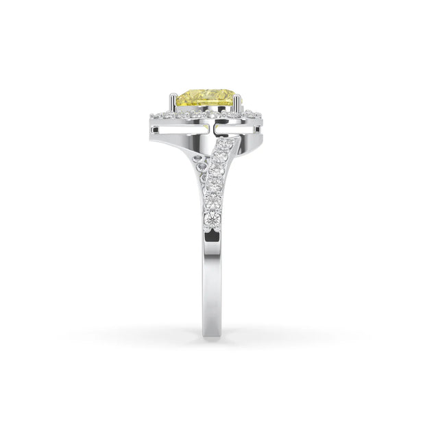 3ct Yellow Heart Soliatiare Ring with Halo