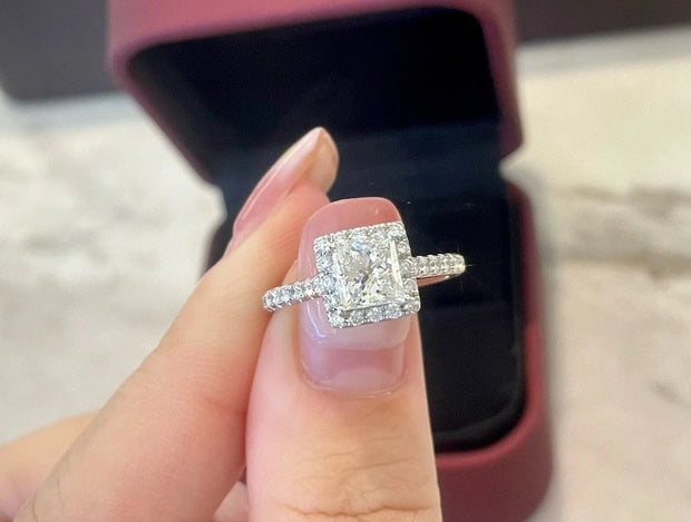 Exquisite 1.50 CTW Lab Grown Princess Cut Diamond Ring in 14K White Gold