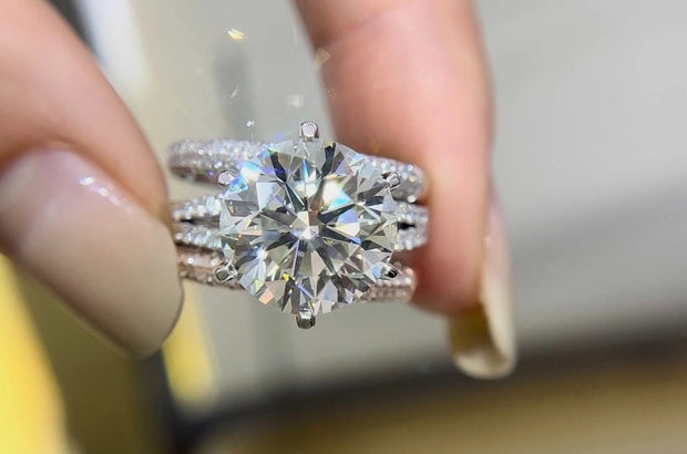 8.5 Ct Lab-Grown Round Diamond Engagement Ring in 14K White Gold with two bands