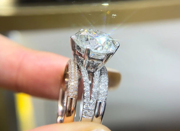 8.5 Ct Lab-Grown Round Diamond Engagement Ring in 14K White Gold with two bands