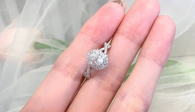 1.5 Carat Oval Shaped Diamond Ring–D-E Color, VS1-VVS2 Clarity in 14k White Gold
