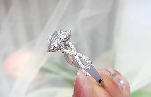 1.5 Carat Oval Shaped Diamond Ring–D-E Color, VS1-VVS2 Clarity in 14k White Gold