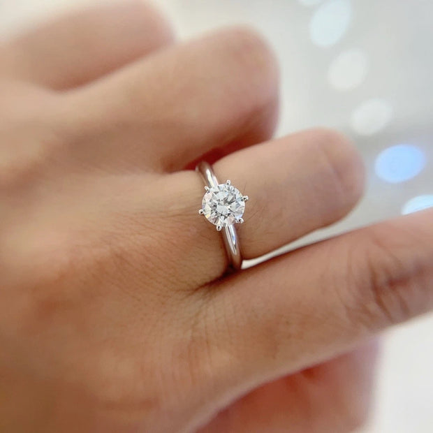 Luxe Brilliance 3.9 Ct Round Lab Diamond Solitaire D-E VS1-VVS2 14K White Gold