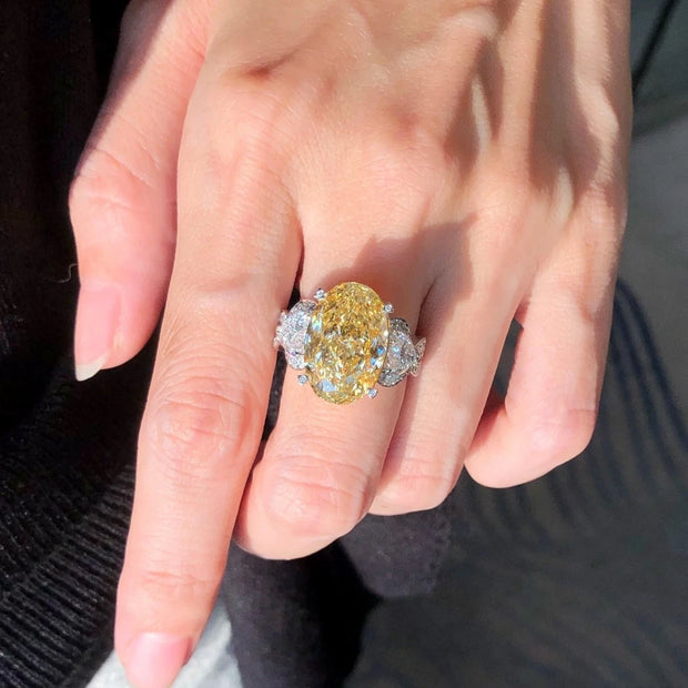 10  CT Fancy Light Yellow Lab Grown Diamond Oval Ring 14K White Gold VS1/VVS2