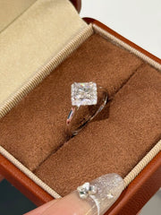 Lab-Grown Princess Cut Diamond Ring 1.00 CTW D-Color VS1-VVS2 – 14K White Gold