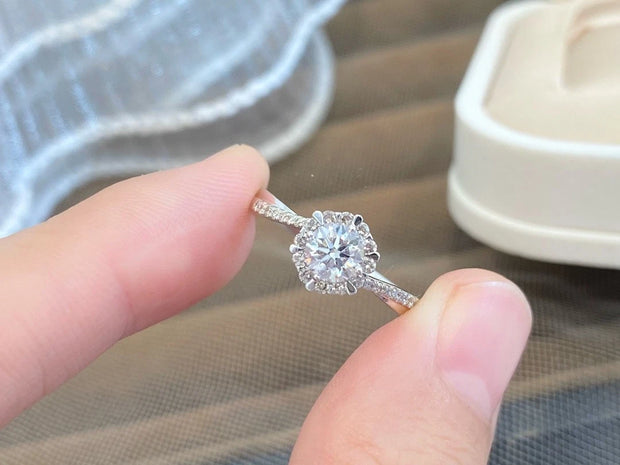 14K White Gold Lab Grown Twisted Band Diamond Ring – 0.40 CT D-E VS1-VVS2
