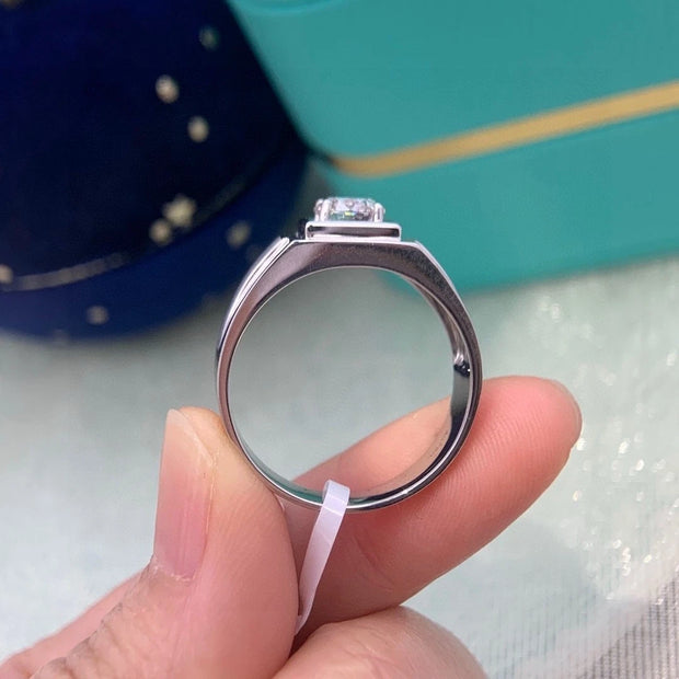 Bold 1.00 CTW Lab-Grown Diamond Men’s Ring in Heavy 14K White Gold