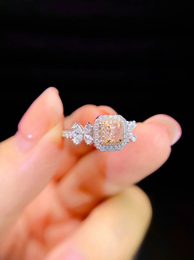 Lab-Grown Fancy Pink Cushion Diamond Ring 0.25 CT 14K White Gold