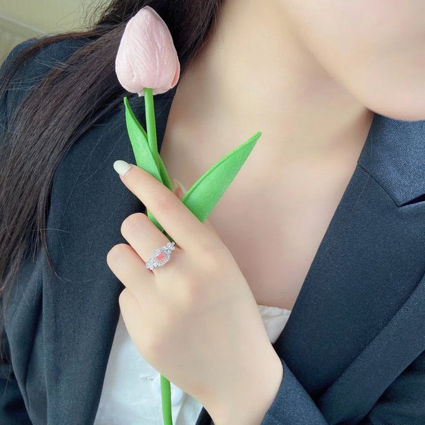 Lab-Grown Fancy Pink Cushion Diamond Ring 0.25 CT 14K White Gold