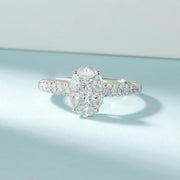Lab-Grown Oval Cluster Diamond Ring 1.50 CTW D-E VS1/VVS2 in 14K White Gold