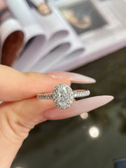 Classic Oval Diamond Engagement Ring 0.50 CT in 14K White Gold with D-E VS1-VVS2