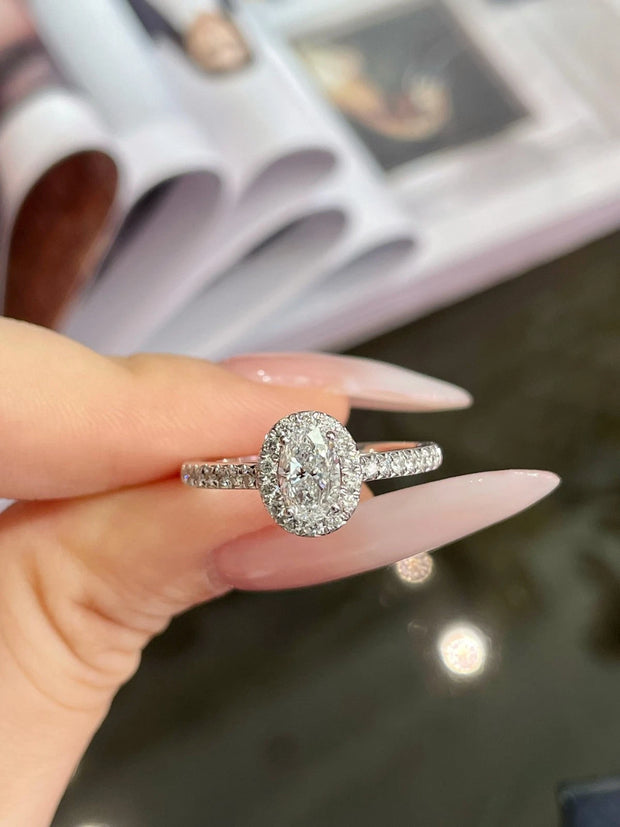 Classic Oval Diamond Engagement Ring 0.50 CT in 14K White Gold with D-E VS1-VVS2