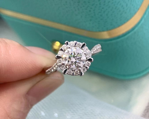 Radiant 1 Carat Round Lab Diamond Ring D-E Color VS1-VVS2 in 14K White Gold