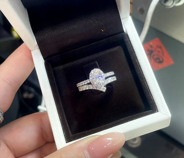Elegant 1.5 CT Oval Lab Diamond Ring with Band D-E VS1-VVS2 14K White Gold